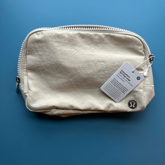 NWT Lulu Off-white Large Everywhere Belt Bag - Picture 7 of 8